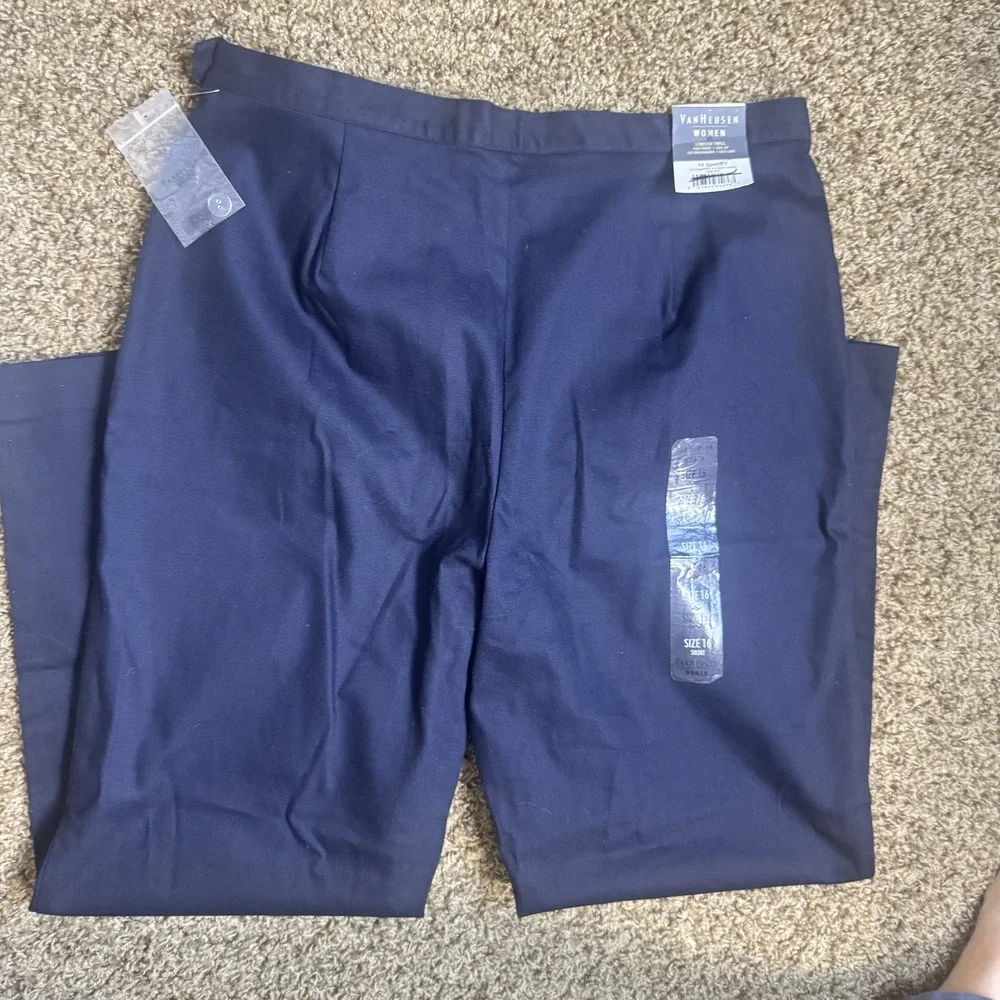 NWT Van Heusen Women's Navy Blue Chino Pants Stretch Twill sz 16S short career